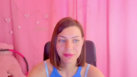 Anni online show from 05/17/26, 03:19