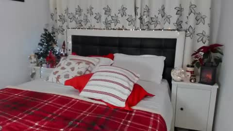 Anisia online show from 12/24/24, 06:06