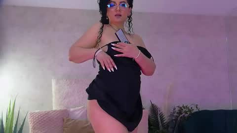 anissia teaser online show from 03/25/26, 06:19