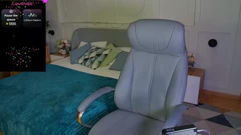 Anita online show from 02/12/25, 01:19