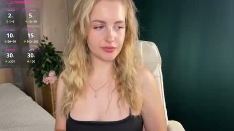 Snapshot of anita_blairr chatting on 06/27/26, 02:16 Anita online show from 06/27/26, 02:16