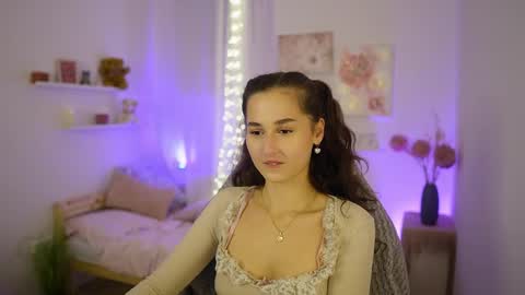 Anita Grey online show from 10/24/25, 07:43