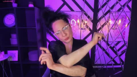 Anita online show from 01/11/25, 03:34