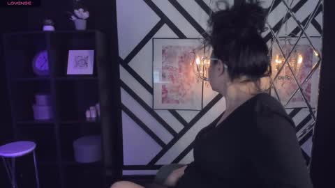 Anita online show from 03/06/25, 02:30