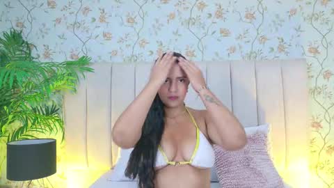Dania Lpez online show from 03/26/26, 12:00