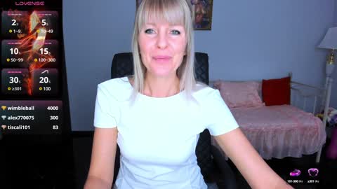 Anita online show from 12/12/24, 10:02