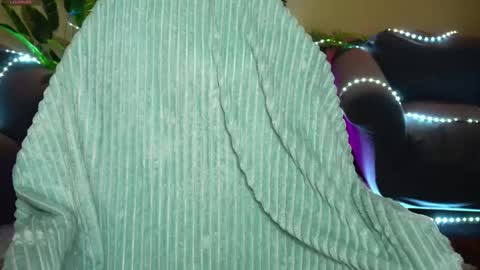 anita_von online show from 03/30/26, 04:46