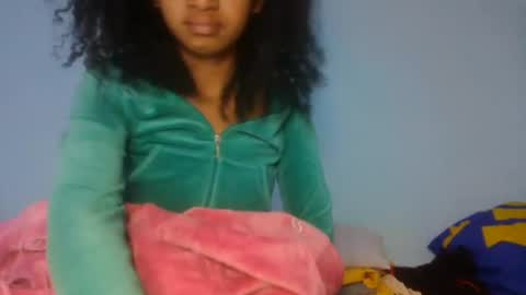 Snapshot of anitaazzh chatting on 07/11/26, 08:28 anitaazzh online show from 07/11/26, 08:28