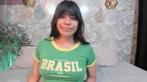 Snapshot of anittacaramelo chatting on 04/12/26, 05:51 anittacaramelo online show from 04/12/26, 05:51