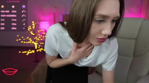 anittarays online show from 12/19/24, 07:40