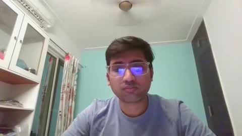 Slave looking for Mistress online show from 06/09/26, 06:19