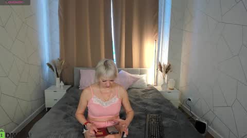 Snapshot of ann_annise chatting on 02/05/26, 02:27 ann_annise online show from 02/05/26, 02:27