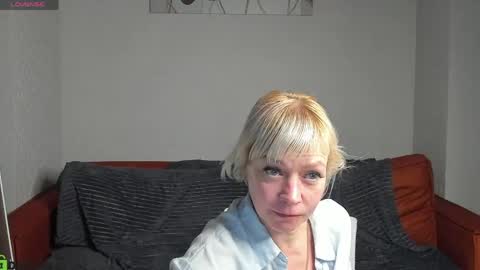 Snapshot of ann_annise chatting on 05/11/26, 04:04 ann_annise online show from 05/11/26, 04:04