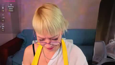 Snapshot of ann_annise chatting on 06/20/26, 04:21 ann_annise online show from 06/20/26, 04:21