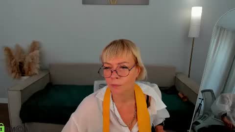 Snapshot of ann_annise chatting on 06/28/26, 12:16 ann_annise online show from 06/28/26, 12:16