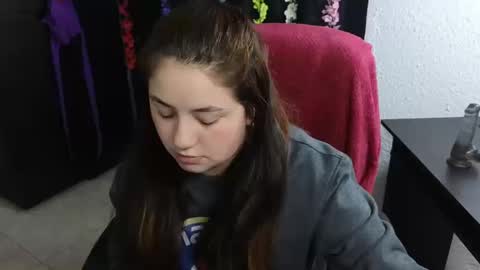 Only fans   online show from 09/10/25, 12:32