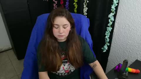 Only fans   online show from 10/10/25, 12:53