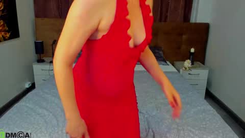 Snapshot of ann_curt chatting on 03/11/26, 09:59 Luna Lady online show from 03/11/26, 09:59