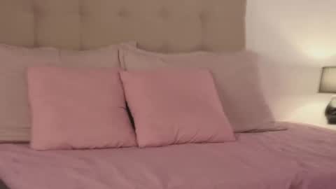 Ana  online show from 04/05/26, 07:44