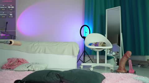 Anna online show from 04/15/26, 12:28