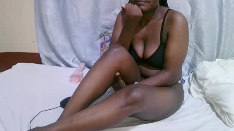 Snapshot of ann_keller chatting on 01/14/26, 06:41 ann_keller online show from 01/14/26, 06:41