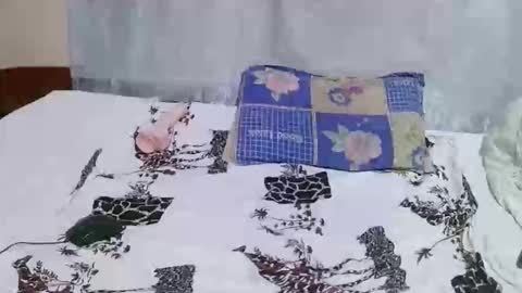 Snapshot of ann_keller chatting on 04/10/26, 07:46 ann_keller online show from 04/10/26, 07:46