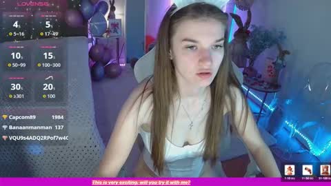 ann_woood online show from 03/26/26, 08:03