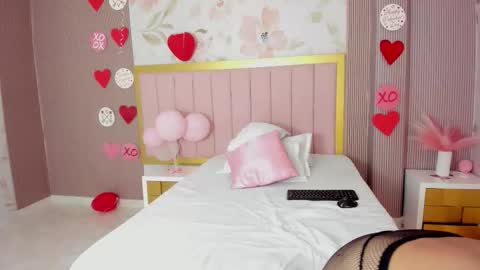 Ana  online show from 02/26/26, 08:19