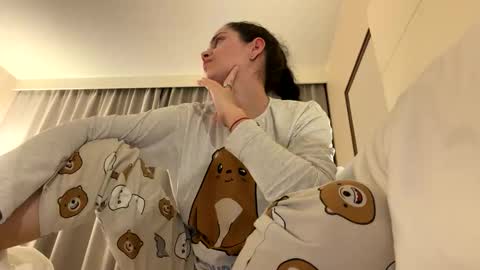 Anna online show from 03/30/26, 07:15