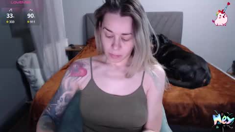 Snapshot of anna_ana chatting on 12/01/24, 04:40 Anadirectgirl online show from 12/01/24, 04:40