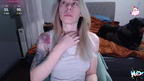 Snapshot of anna_ana chatting on 12/02/24, 11:23 Anadirectgirl online show from 12/02/24, 11:23