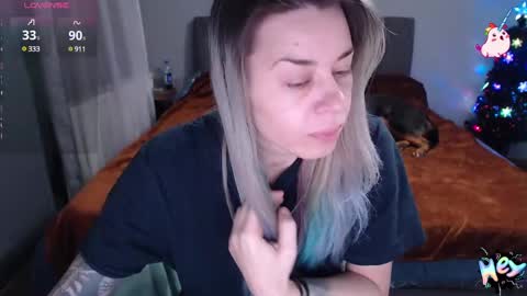 Snapshot of anna_ana chatting on 12/25/24, 08:18 Anadirectgirl online show from 12/25/24, 08:18