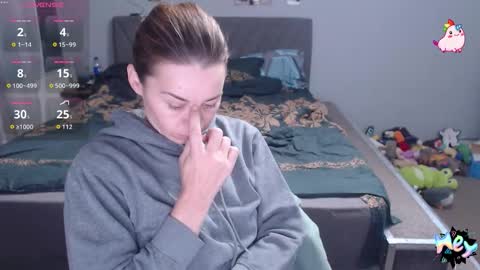 Snapshot of anna_ana chatting on 09/27/25, 07:35 Anadirectgirl online show from 09/27/25, 07:35