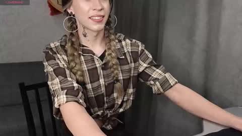 Anna online show from 03/01/26, 03:03