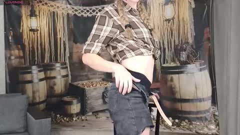 Anna online show from 03/03/26, 11:27