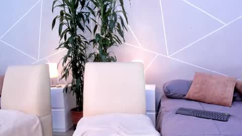 Anna online show from 12/26/24, 01:10