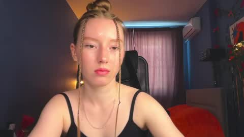 Anna online show from 04/28/26, 12:43