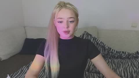 Anna online show from 03/19/26, 03:38