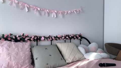 Anna online show from 04/01/26, 03:51