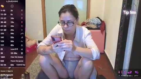 Snapshot of anna_squirt69 chatting on 07/18/26, 09:18 Anna online show from 07/18/26, 09:18