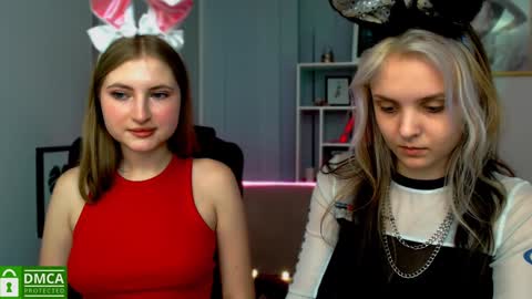 Snapshot of anna_sunshines chatting on 12/09/24, 05:08 Anna pvt is open online show from 12/09/24, 05:08