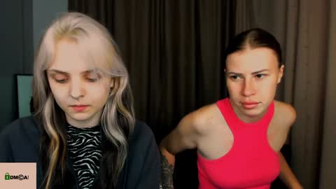 Snapshot of anna_sunshines chatting on 12/11/24, 10:14 Anna pvt is open online show from 12/11/24, 10:14