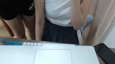 anna_xyz online show from 11/30/25, 10:30