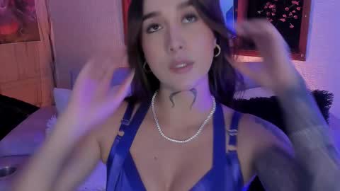annaa__ online show from 03/18/26, 02:15