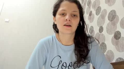 annaahcharm online show from 01/08/25, 12:37