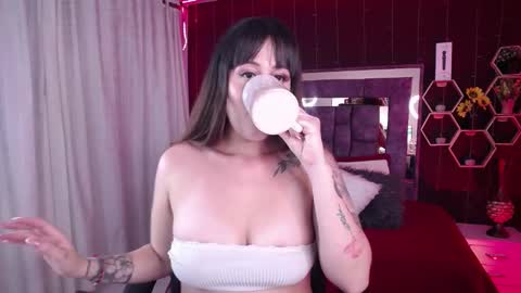 Anna online show from 03/04/25, 10:49