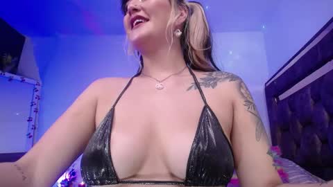 Anna online show from 05/02/26, 01:54