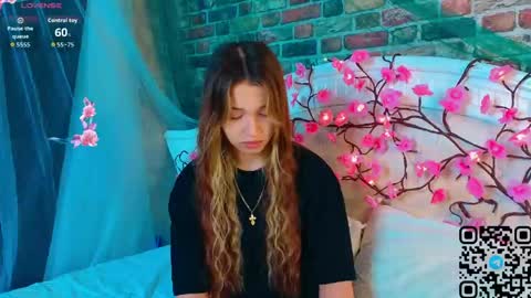 Anna online show from 06/01/26, 07:10