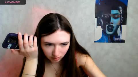Snapshot of annadax chatting on 05/04/26, 09:27 Anna online show from 05/04/26, 09:27