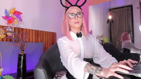 Anna Denver online show from 04/02/26, 12:30